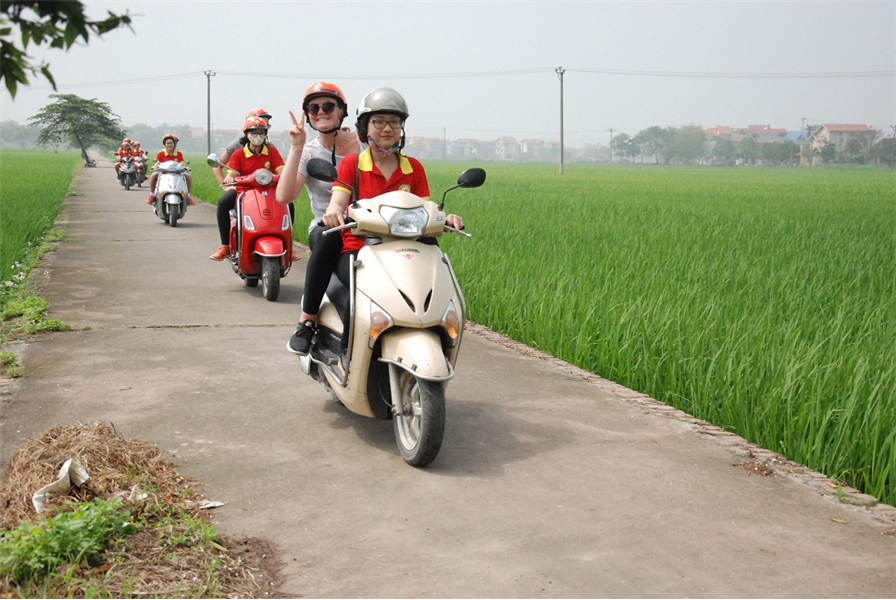 Hanoi Motorbike Countryside Tour